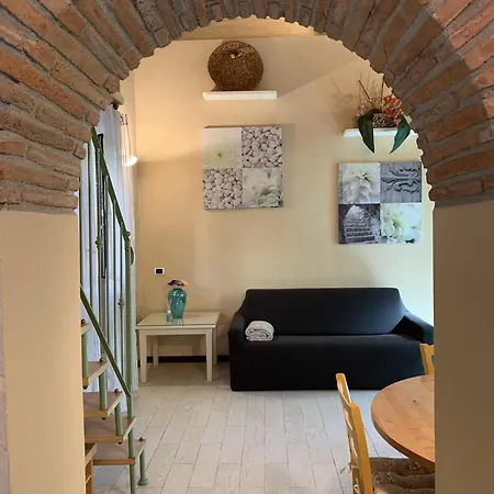 Holiday home In Mit Garten Und Pool Gallicano
